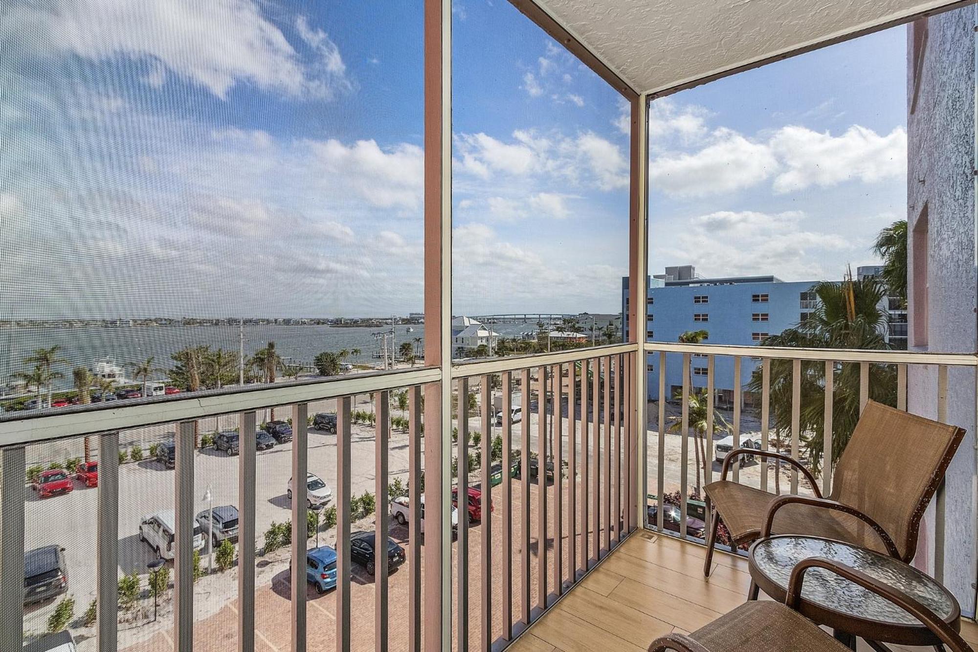 Welcome To Beach Villa'S # 406 Vacation Rental - 250 Estero Blvd Condo Fort Myers Beach Exterior photo